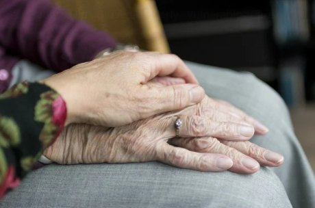 为什么越来越多的老人选择入住养老院？谈谈老人入住养老院的几大理由！